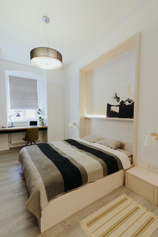 Apartment On Lesi Ukrainky ลวีฟ ภายนอก รูปภาพ